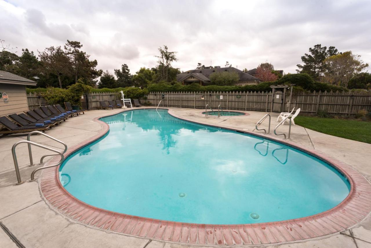 J Patrick Inn Cambria Exterior foto